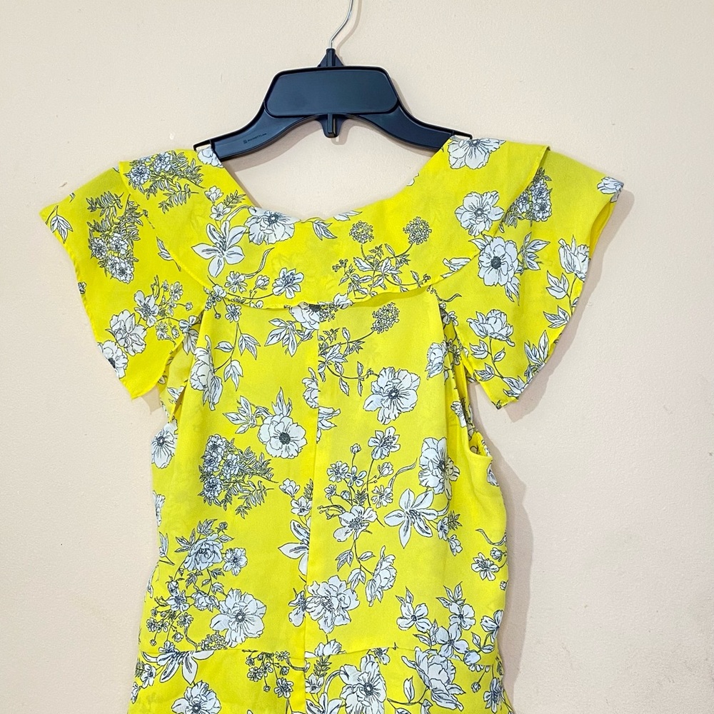 Gianni Bini Floral Blouse - Picture 5 of 5